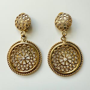 Vintage Gold Tone Clip-on Earrings