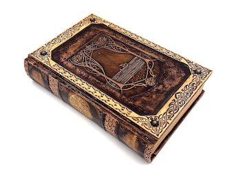 Silmarillion Leather Bound Collector’s Edition – Hand‑Tooled Italian Leather Book with Illustrations