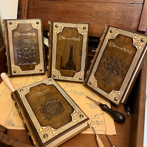 THE LORD OF THE RINGS: Book (1) One: The Fellowship of the