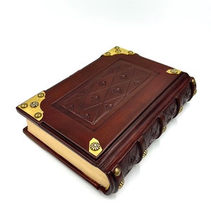 Medieval styled leather journal - Heraldic book - Royal sketchbook - Lion coat of arms - Fantasy journal - Magician book image 3