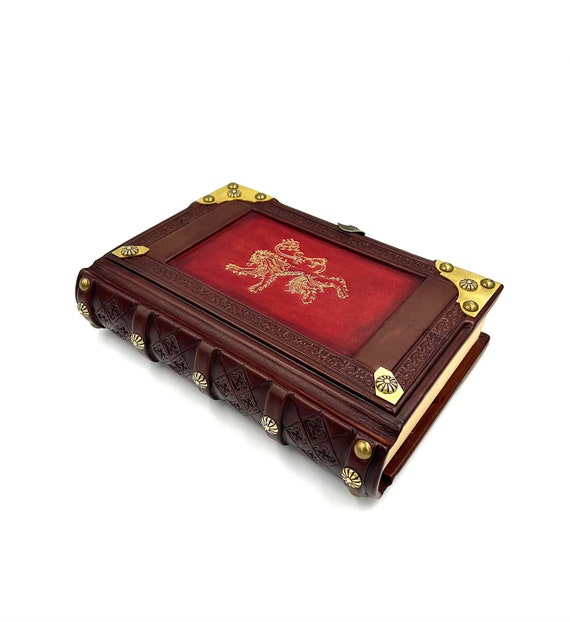 Medieval styled leather journal - Heraldic book - Royal sketchbook - Lion coat of arms - Fantasy journal - Magician book