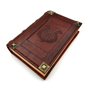Helm of Awe lederen dagboek, Viking Noors heidens boek afbeelding 3