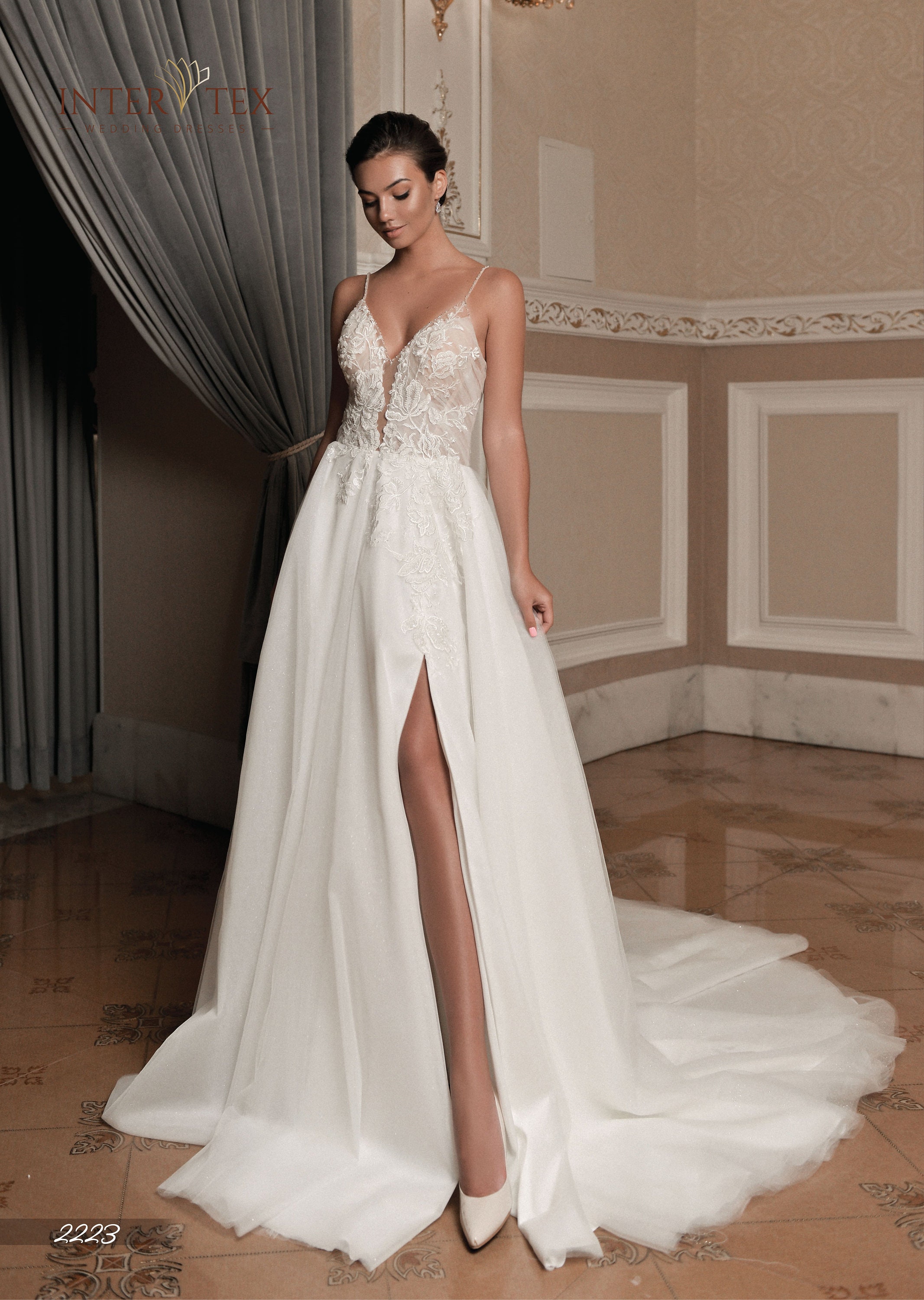 A Line Lace Backless Sweetheart Neckline Wedding Dress -  Canada