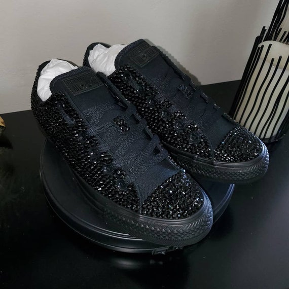 blackout converse