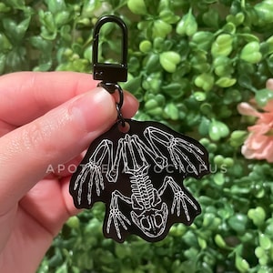 Mini nyckelring med grodskelett | 5 cm akrylnyckelring