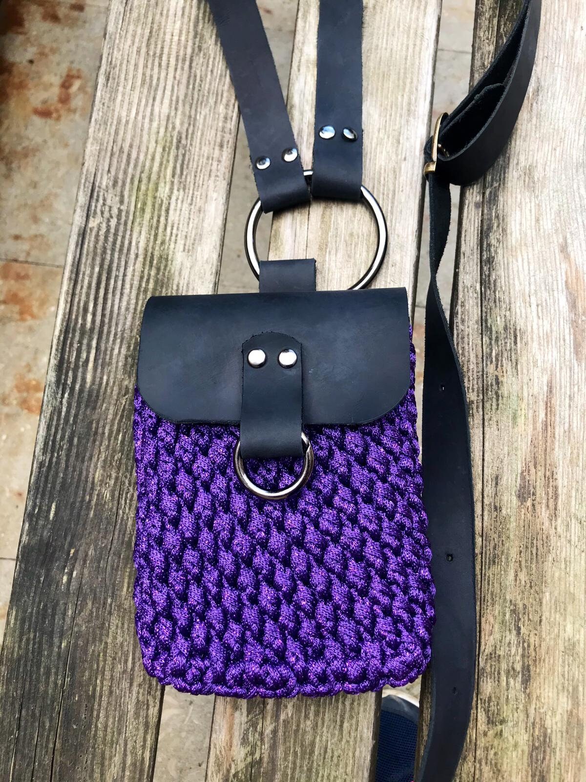 Amazon.com: Messenger bag female INS fashion mobile phone