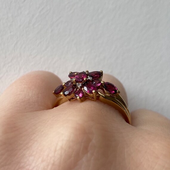 9ct Statement Amethyst Cluster Ring - image 2