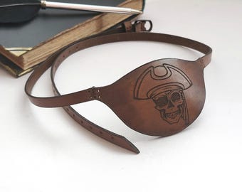 Benda per occhio da pirata in pelle incisa: design regolabile unisex