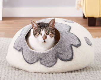 Cat Cave UK Large Cat Bed Cave House for indoor Cats, Natural Grey Cat Bed House, Wool Cat Cave Cocoon, Mothers Day Gift for Cat Lovers