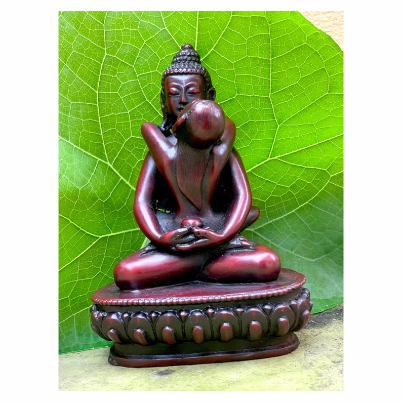 Gift for Mom Yab Yum Statue Antique Buddhashakti Statue for Decorative Collections Handcarved Red Buddha Shakti Figurines Embrace Tantra image 2