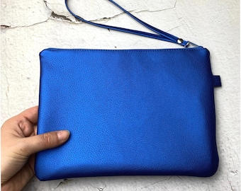 Clutch/ Handtasche/ Kosmetiktasche aus Kunstleder