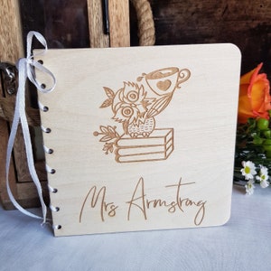 Cartão de agradecimento personalizado para professor, coruja e café, presente de madeira personalizado, lembrança de formatura, alunos que deixam a escola, fim de período, assistente de ensino