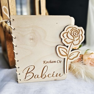 Tarjeta de madera personalizada con forma de rosa: regalo para abuela, cumpleaños, aniversario, boda, compromiso, inauguración de la casa, Dzien Babci i Dziadka polaco