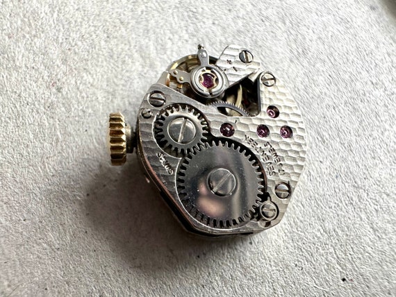 Vintage 375 Hallmarked 9kt Gold Womens Wrist Watch Majex 17 Jewels