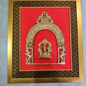 Ethnic Carved Lord Ram idol Design Prabhavali Frame Brass Wall Hanging, Brass Wall Hanging, Indian Home Decor, Brass Wall Decor