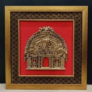 Ethnische geschnitzte Ganesha Design Prabhavali Rahmen Messing Wandbehang, Messing Wandbehang, indische Wohnkultur, Messing Wanddekor