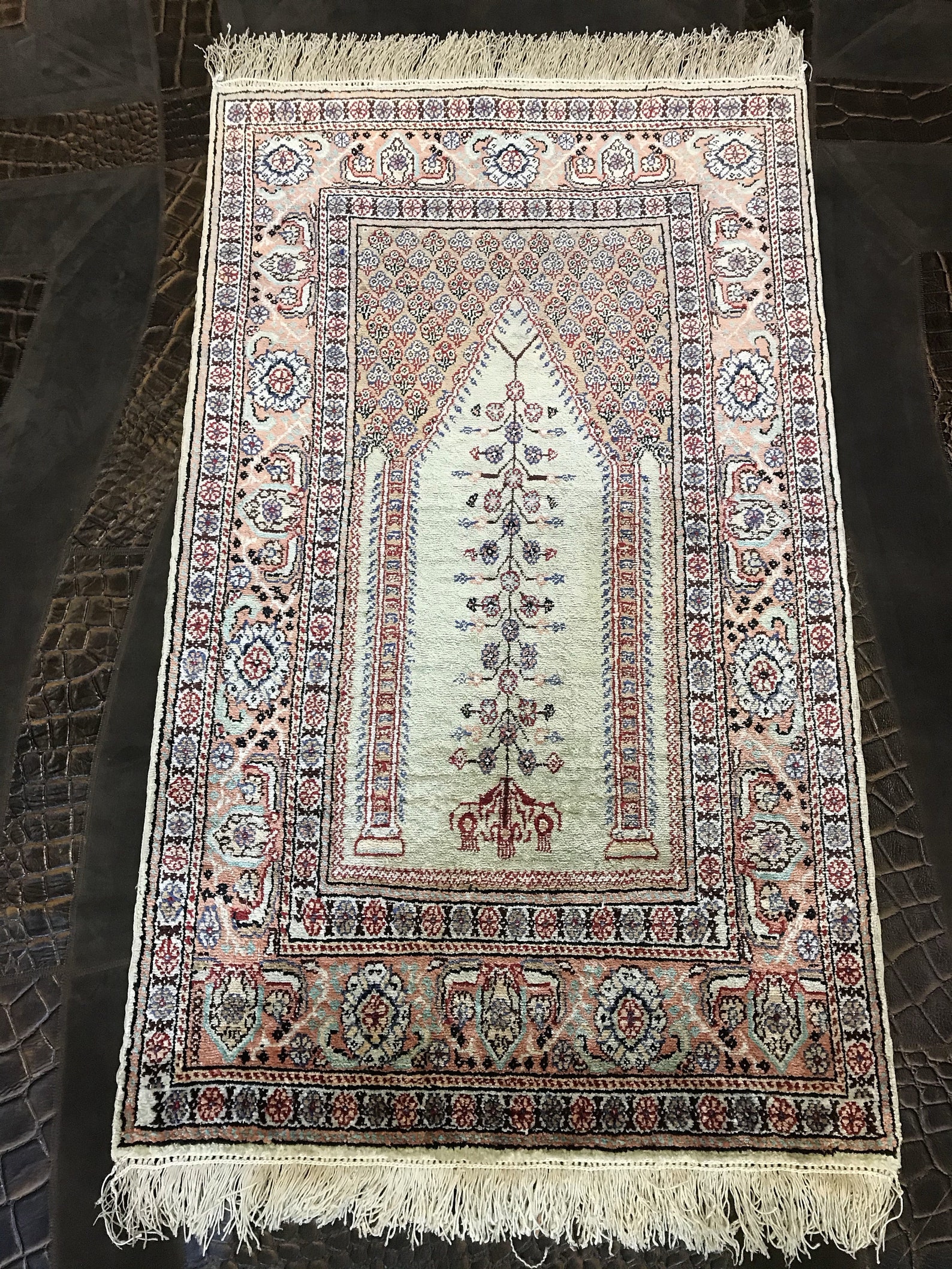 Turkish Silk Rug Handmade Silk Carpet Original Silk Rug Etsy