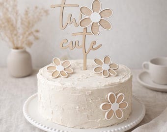 Two cute Daisy cake toppers | Second birthday