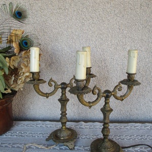 Coppia di lampade da tavolo in ottone vintage