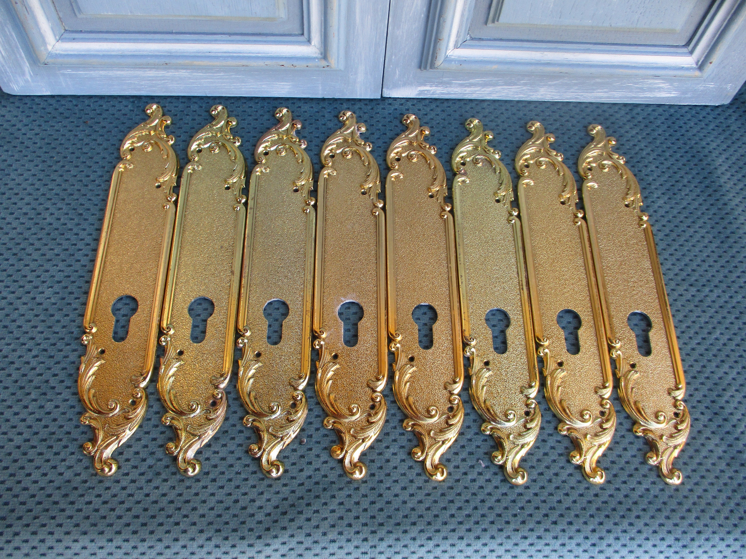 Plaque De Porte En Laiton