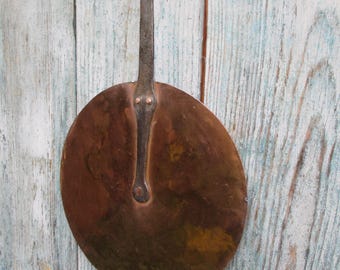 Coperchio antico per padella in rame francese