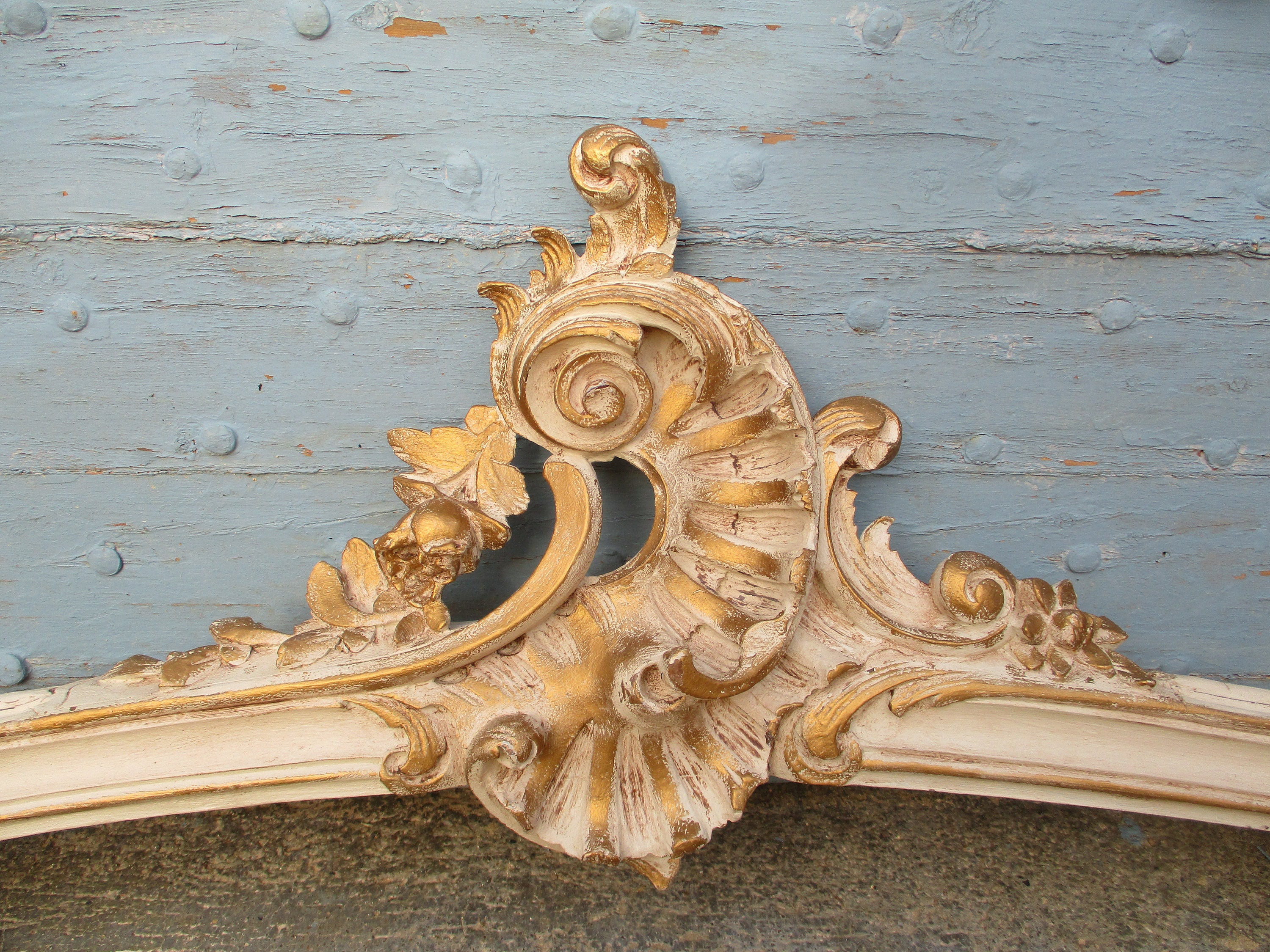 Antiquaire Français Louis Xv Style Bois Sculpté Fronton