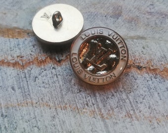 1 Buttons white & gold 18 mm