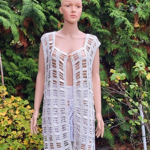 Crochet cardigan in white pattern, very soft and comfortable, handmade, winter warm, crochet jacket, handmade, milky white