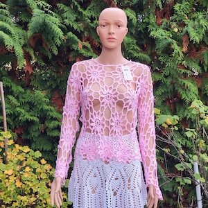 Crocheted tunic in pink pattern, longsleeve, tunic shirt, soft and pleasant, handmade, long-sleeved