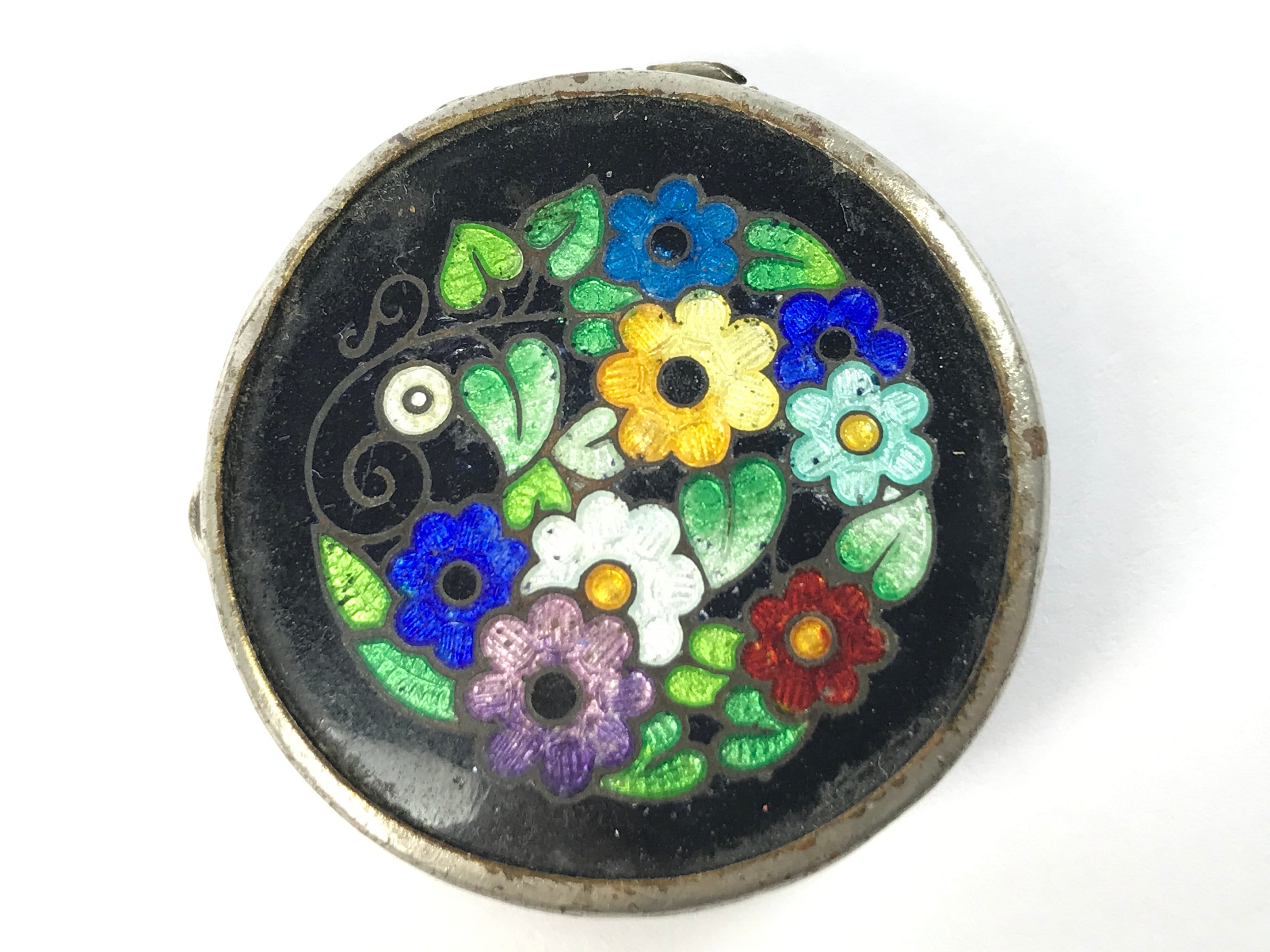 Art Nouveau pill box with enamel flower decoration around 1900 - 1910s secession
