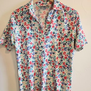 Vintage Women&#39;s floral polo