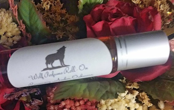 Wolf Perfume Roll-On with Howlite Chips
