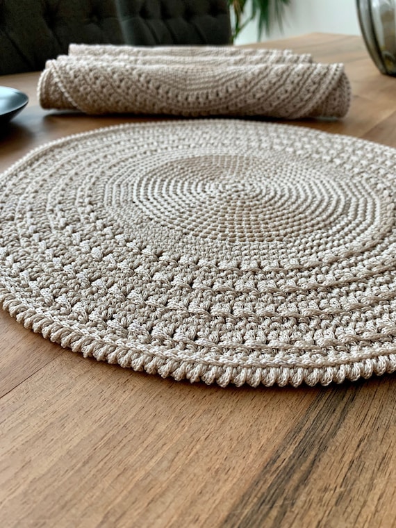 Beige Placemat Set, Round Placemat Set, Handmade Farmhouse Placemat, Everyday Crochet Placemat, Table Setting, Modern Tablemats