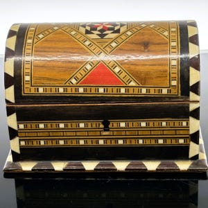 Vintage Khatam Marquetry Wood Box: Moorish Islamic Jewelry Box