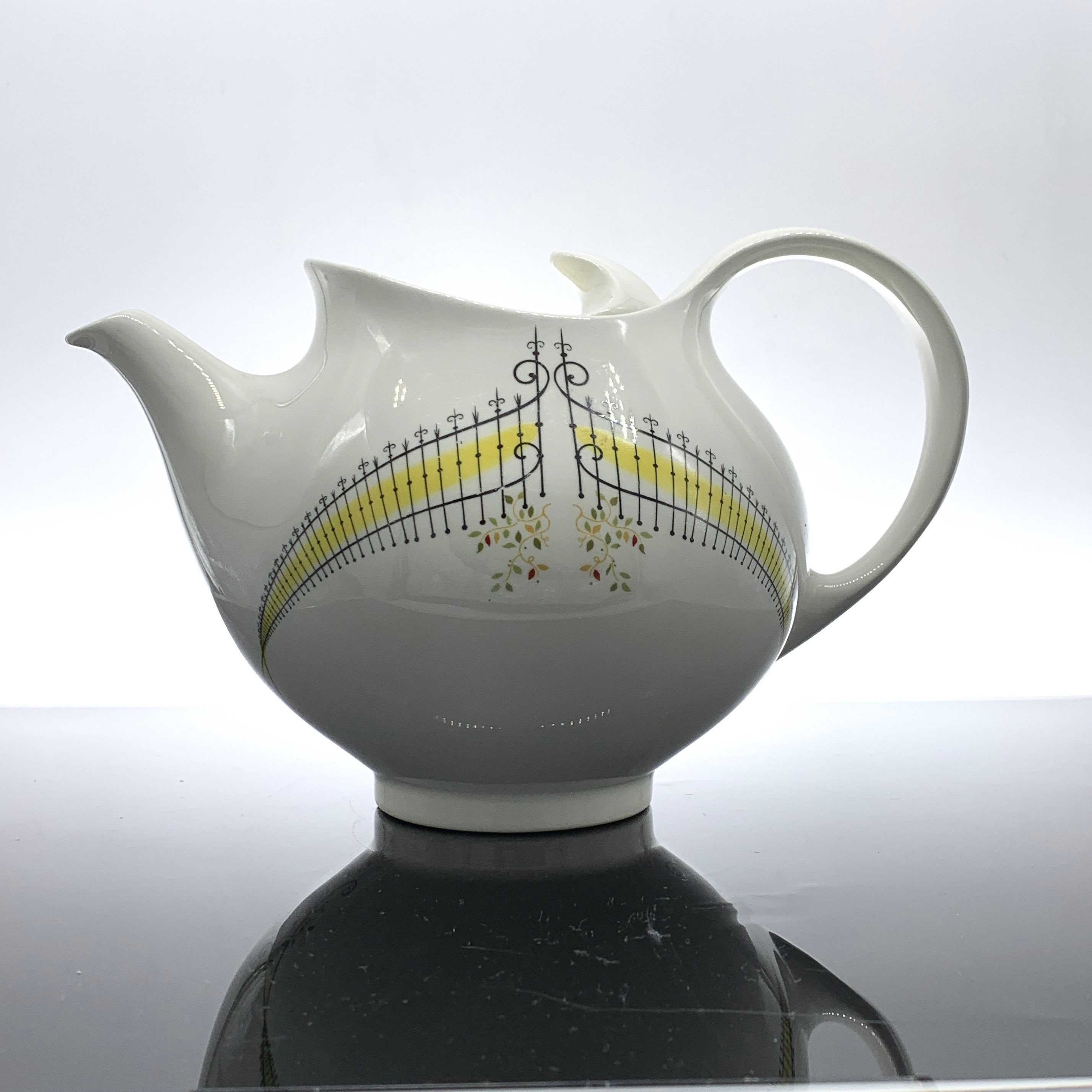 Vintage Eva Zeisel Teapot: Hallcraft Buckingham Pattern, MCM