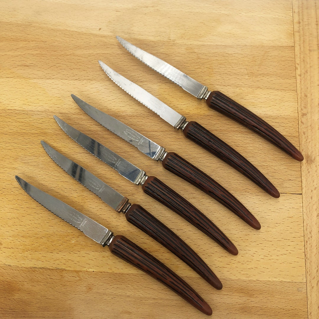 Vintage Regent Sheffield Stainless Knives Made in England Carved Horn