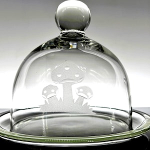 Blown Glass Cheese Dome: Etched Mushroom Cottagecore Cloche with Plate
