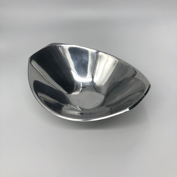 Small metal dish sale
