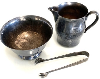 Vintage WM Rogers Silver Plate Creamer & Sugar Bowl Set, Paul Revere Style