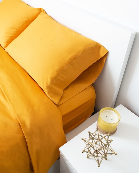 100% Long Staple Cotton Sateen Duvet Cover and Bedding Sheet Set – Deep Yellow Bedding (4-Piece)