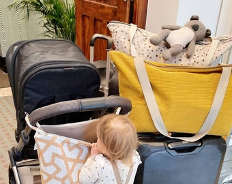 Große Kinderwagentasche im sommerlichen Design mit Reißverschluss