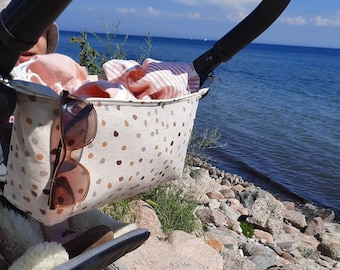 Kleine Kinderwagentasche als Buggy-Organizer im Leinenlook mit hübschen Punkten