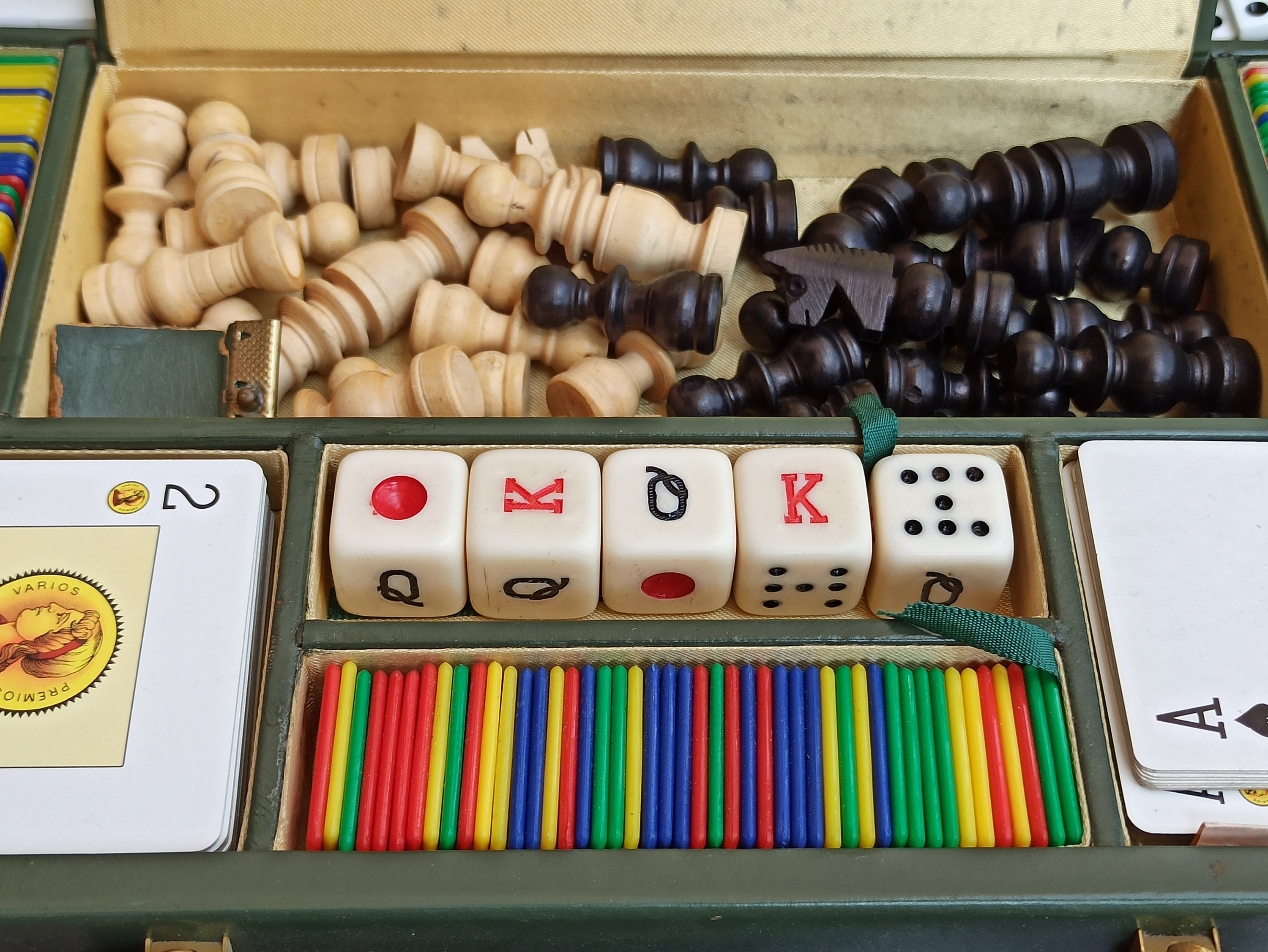 1950 年代のポーカー セット、アメリカン ポーカー、ポーカー ダイス