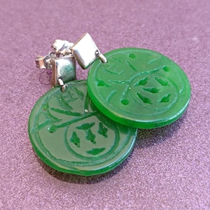 Boucles d’oreilles en jade argenté 925, boucles d’oreilles en jade vert, boucles d’oreilles en jadéite sculptées à la main, boucles d’oreilles en jadéite, boucles d’oreilles en jade, boucles d’oreilles en jade naturel