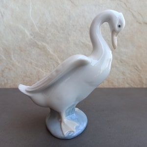 Lladro Nao Goose Vintage Collectable, Nao By Lladro Goose, Lladro Duck Looking Back, Antique Nao Spanish Figurine, LLadro Ceramic