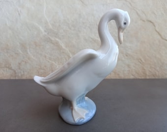 Lladro Nao Goose Vintage Collectable, Nao By Lladro Goose, Lladro Duck Looking Back, Antique Nao Spanish Figurine, LLadro Ceramic