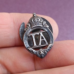 1940s WWII, TA British Territorial Army Silver Lapel Badge, Silver Lapel Badge, Military Badge, WWII, World War 2, 335212