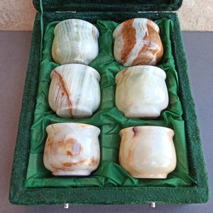 Natural Onyx Glasses Vintage Handmade In Original Box, Set of 6, Antique Onyx Glasses, Drinking Glasses, Healing Stone, Old Onyx Glasses