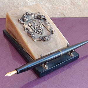 14K Gold Nib Cervantes Prestigio Fountain Pen On a Stand with a 915 Silver Coat of Arms, Cervantes Fountain Pen, 585 Gold Nib, Spain
