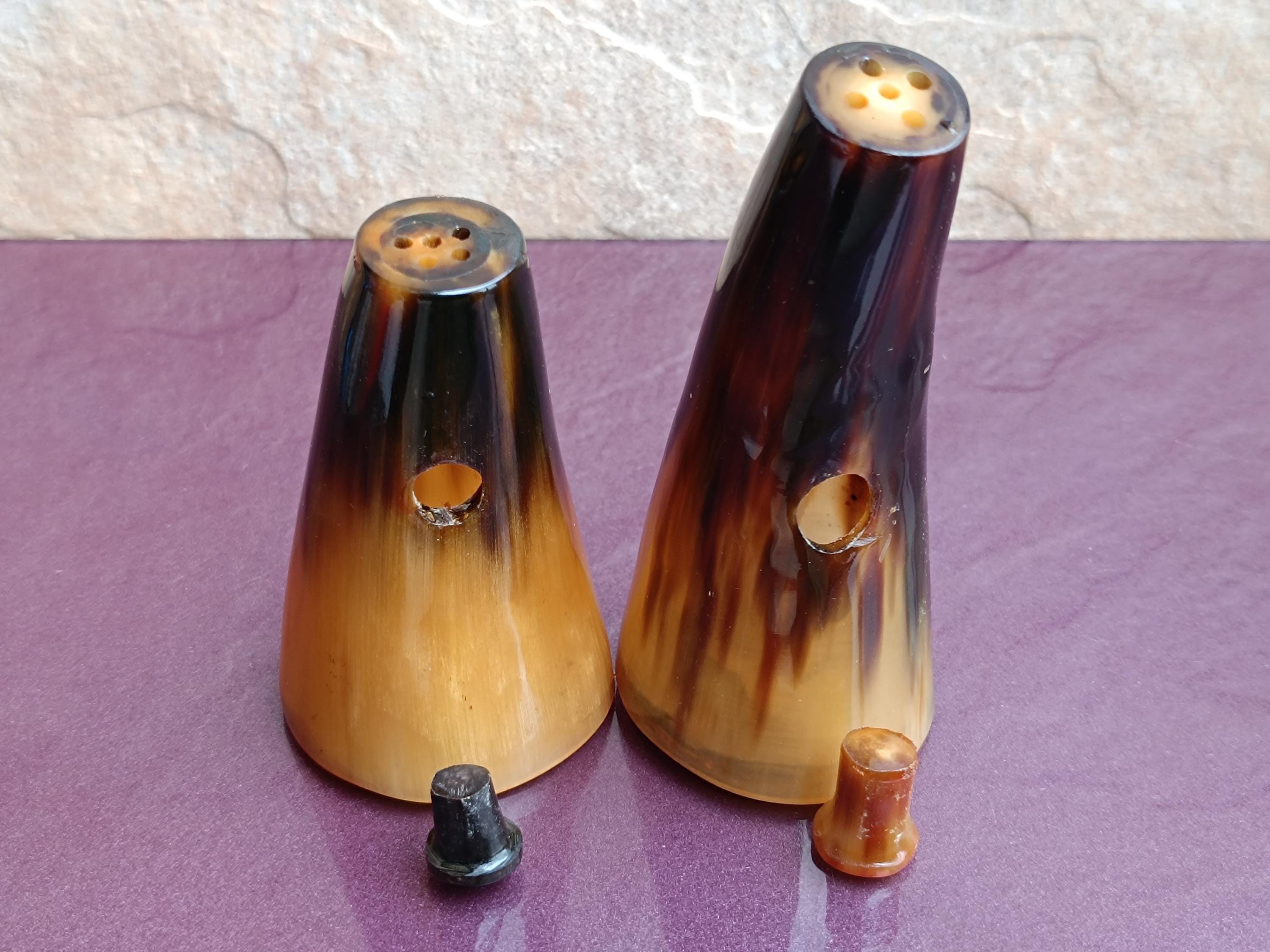 SALE E PEPE COPPIA SPOSI CERAMICA SCATOLA SEGNAPOSTO SALIERA PEPIERA
